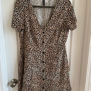 H&M Leopard print button front dress